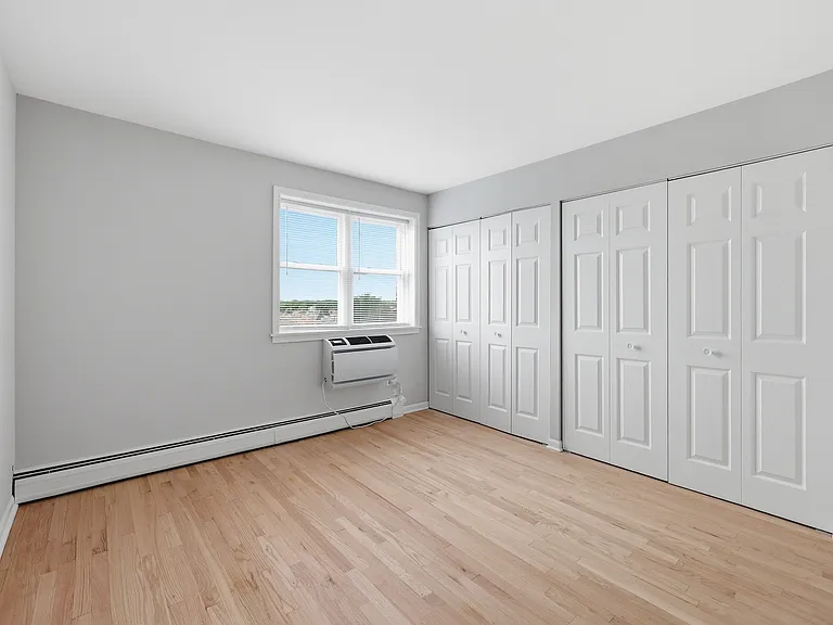 4600 N Cumberland Ave #502 — Photo 11