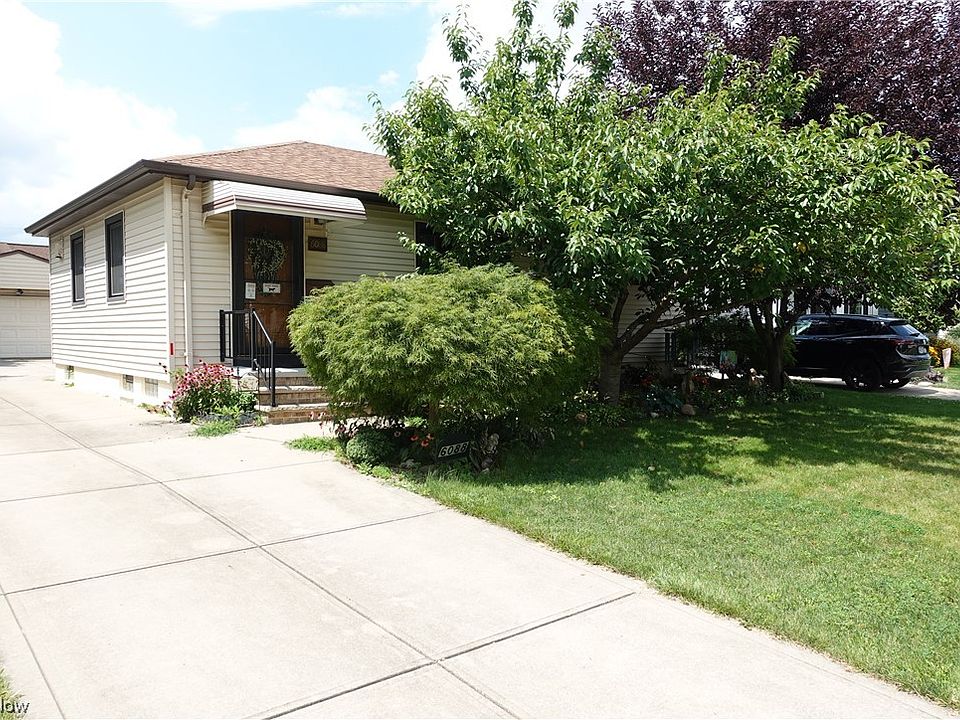 1st image of 6088 Pickway Dr