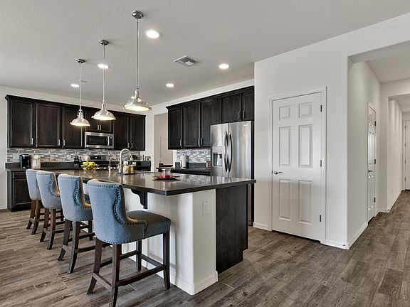3rd image of 8528 W Fleetwood Ln
