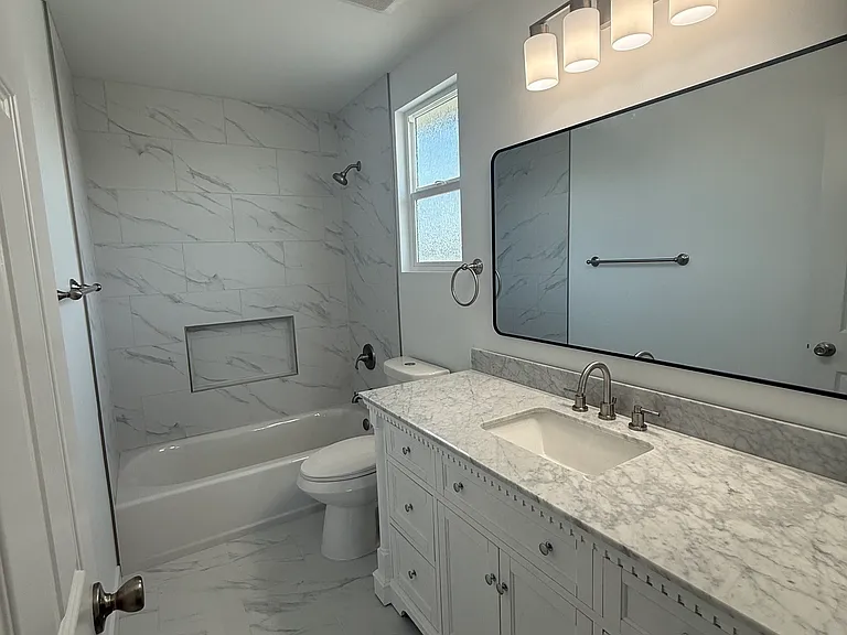 Full bathroom