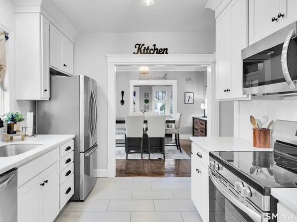 48 Woodbine Street, Waterbury, CT 06705