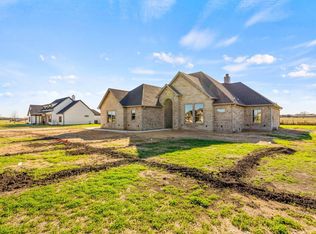 9808 Terry Meadows Ln, Grandview, TX 76050
