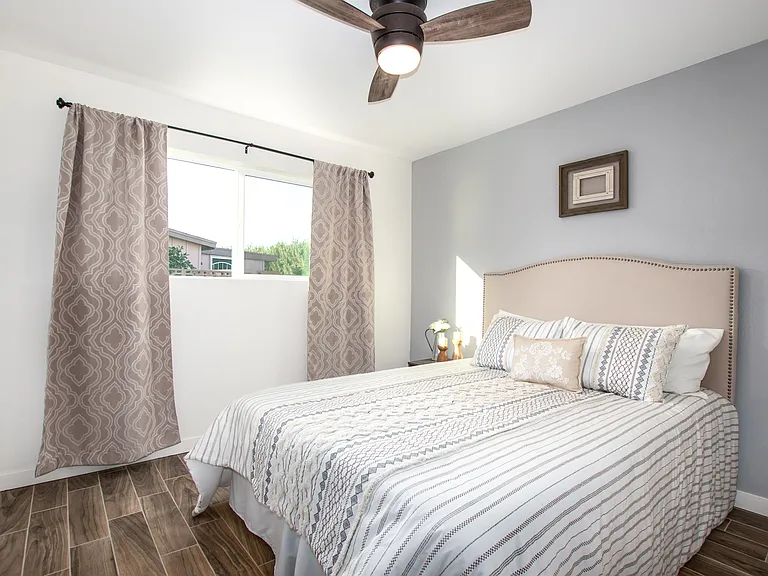 7308 E Pierce St — Photo 14