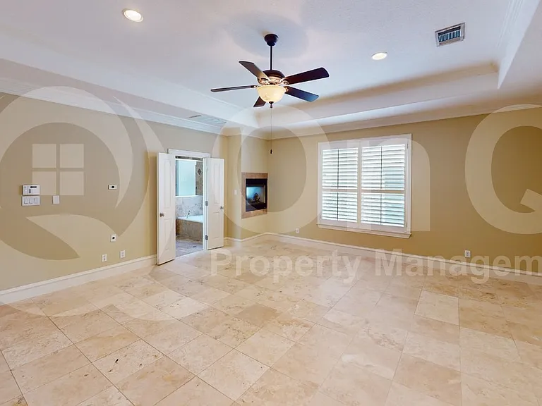 4516 Gilbert Ave — Photo 12