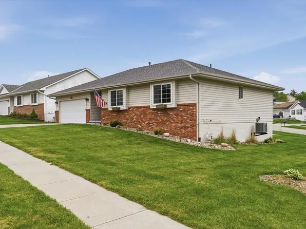 301 Valley St, Glenwood, IA 51534