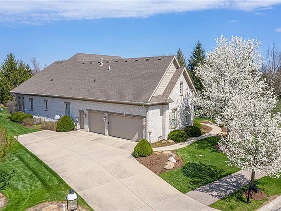 3rd image of 1278 Club View Dr