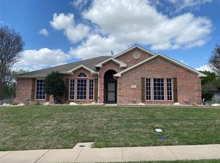 1761 Windswept Dr, Midlothian, TX 76065