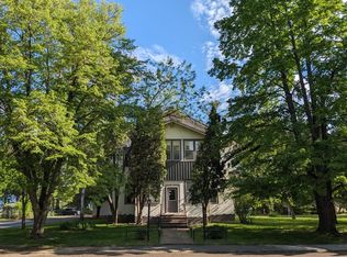 304 4th St NE #8, Braham, MN 55006