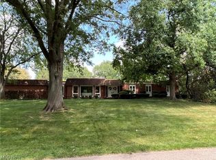 1711 Monter Ave, Louisville, OH