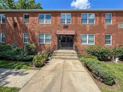 892 Armstrong Ave APT 23, Staten Island, NY, 10308