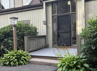 549 Heritage Vlg #D, Southbury, CT 06488