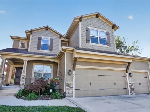 1005 SW Whistle Dr, Lees Summit, MO 64082