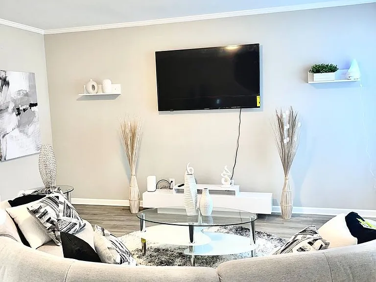 2784 Laurel Ridge Cir — Photo 12