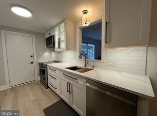 6562 9th St, Chesapeake Beach, MD 20732
