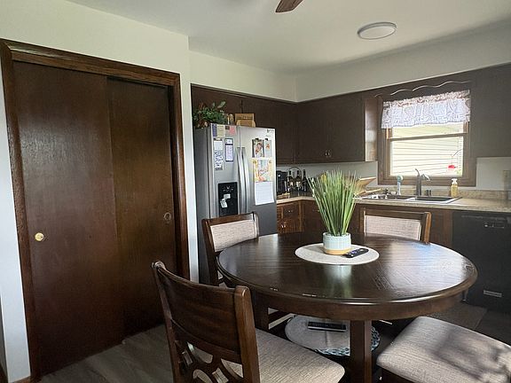 5th image of 6927 S Juniper Dr