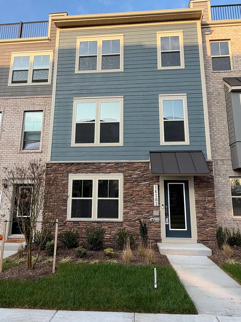 14182 Slate St — Photo 1