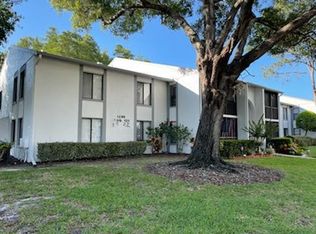 1290 Pine Ridge Cir E APT A2, Tarpon Springs, FL 34688