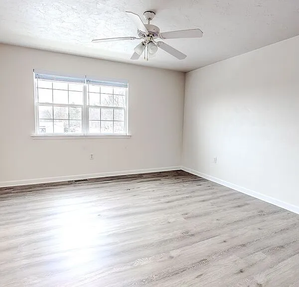 77C Oak Dr #C — Photo 3