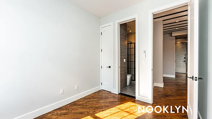 Rented by Nooklyn NYC LLC | media 20