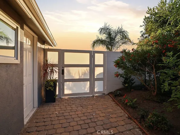 6951 Bellclaire St, Tujunga, CA 91042