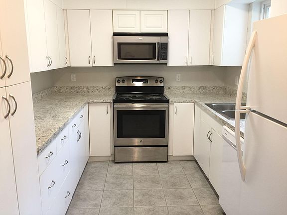 3rd image of 1707 Tallahassee Dr