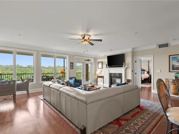 3330 Overland Dr, Roswell, GA 30075