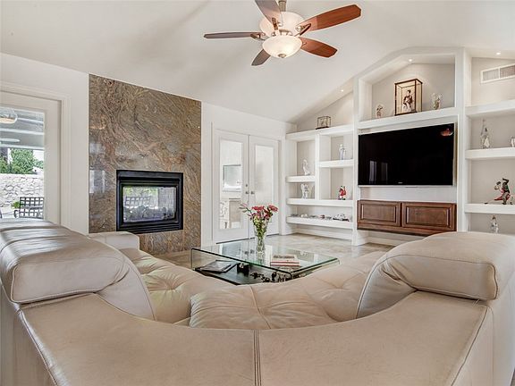4th image of 10241 Allway Dr