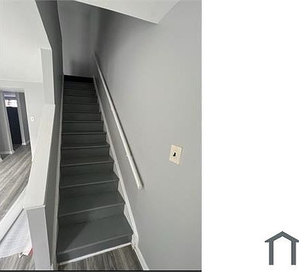 4th image of 1005 Somerset St #1005
