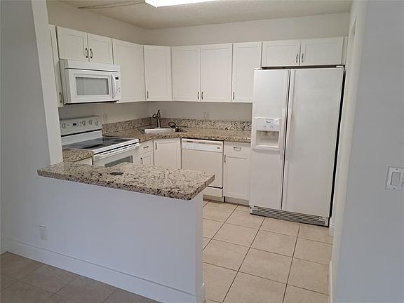 3rd image of 5960 Whispering Pine Way APT D-1
