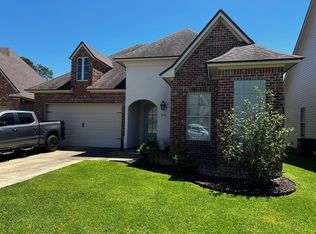 108 Emerald Sands Ln, Lafayette, LA 70508