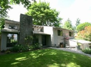 2841 112th Ave SE, Bellevue, WA 98004