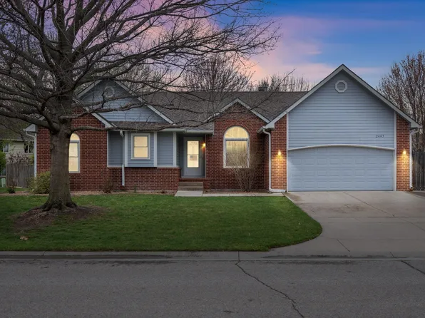 2445 N Watersedge Cir, Wichita, KS 67205