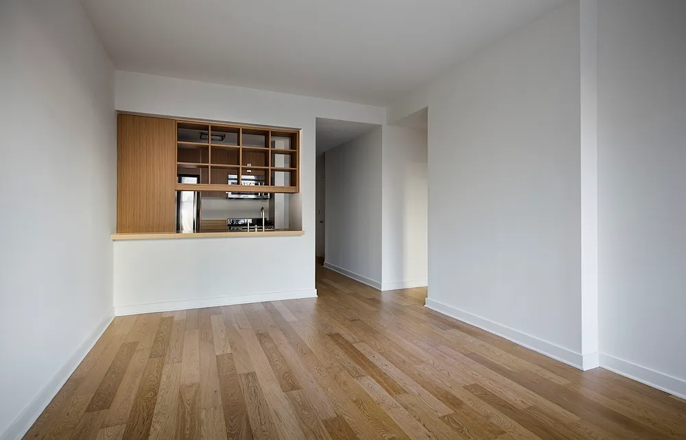 450 West 17th Street — Photo 3