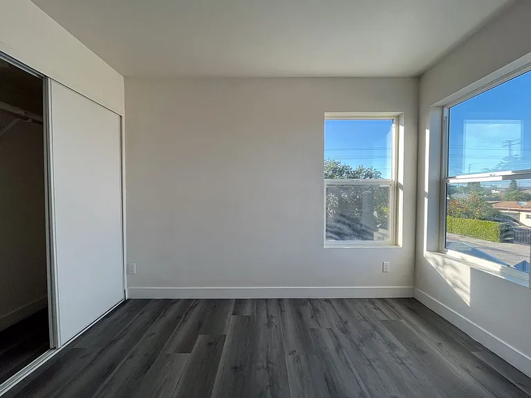 5017 Clara St — Photo 18