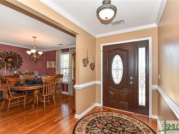 5th image of 334 Flat Bush Dr