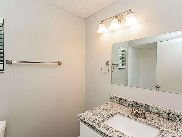 8335 Brandeis Cir E — Photo 14