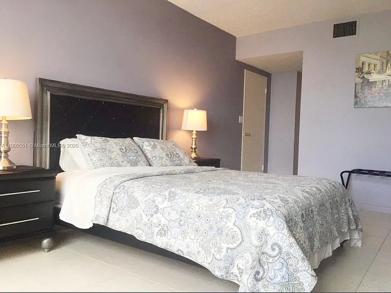 3725 S Ocean Dr #1516 — Photo 14