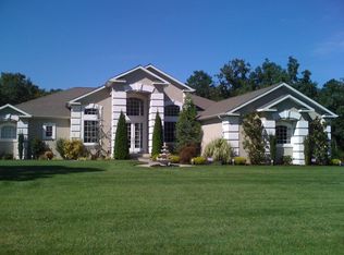 247 Mystic Dr, Egg Harbor Township, NJ 08234