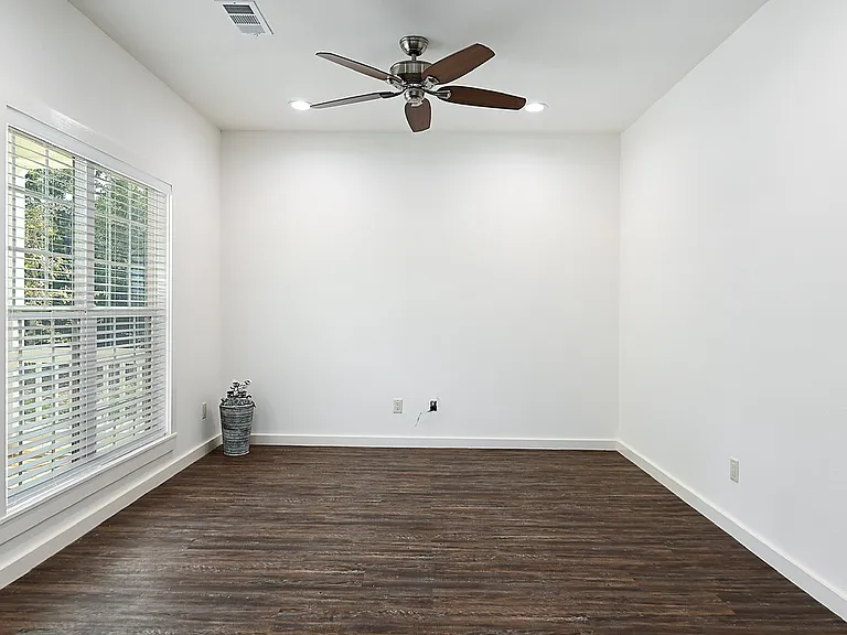 423 Sweet Pea Ln — Photo 5