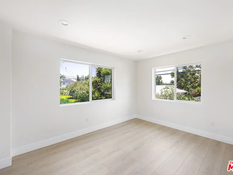 11140 Gaviota Ave — Photo 8