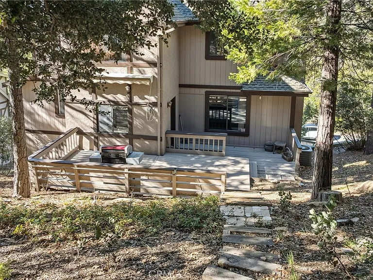 965 Sandalwood Dr — Photo 19
