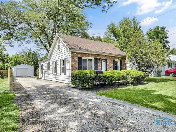 2101 Trailview Dr, Maumee, OH 43537