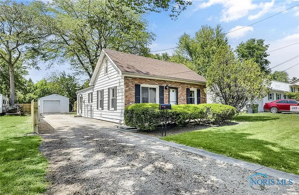 2101 Trailview Dr photo 1