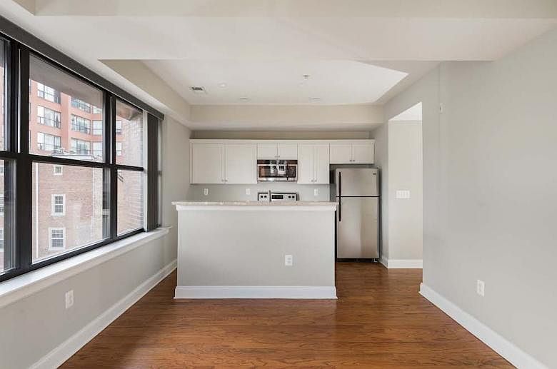 1st image of 125 N 4th St APT 504