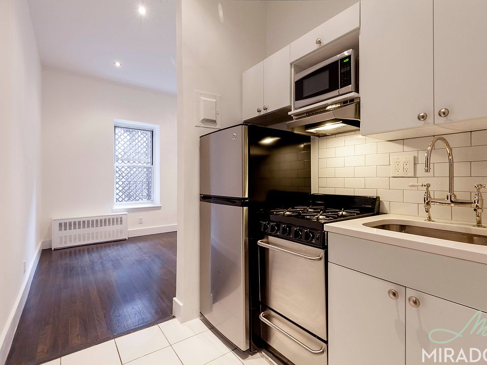 2nd image of 440 E 85th St APT 1J