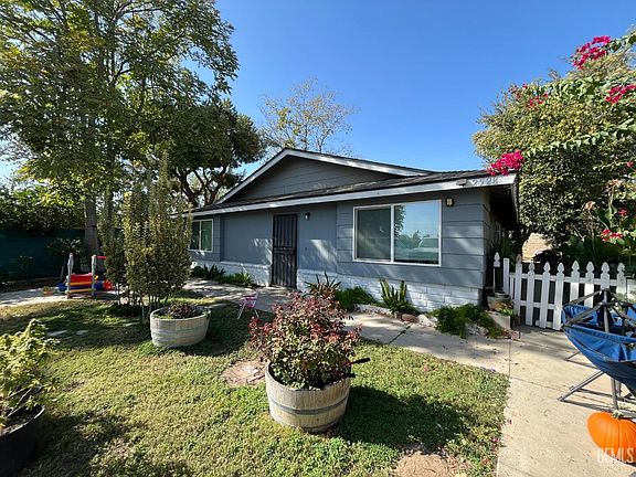2nd image of 2528 Security Ave