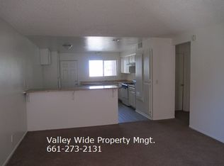 1218 E Avenue Q #J, Palmdale, CA 93550