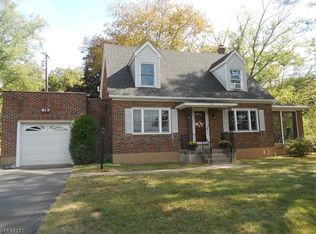 54 Longview Rd, Milford, NJ 08848