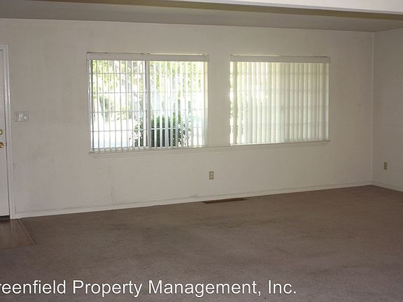 2nd image of 812 S Orange Ave