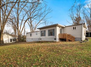 97 Circle Ln, Burnside, KY 42519